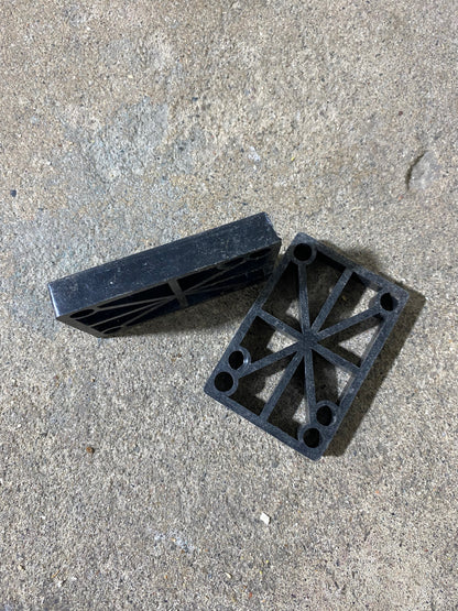 Black Plastic Riser Pads Size: 3/8 (Used)